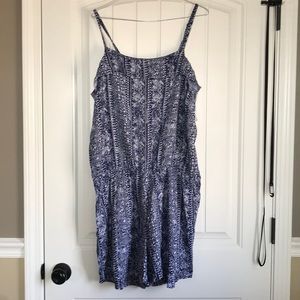 Cute romper size 12/14